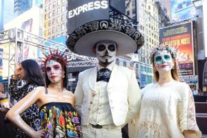 Proyectan a Puebla mundialmente con exposición de catrinas en NY