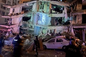 Tragedia y dolor deja terremoto de 7.8 grados en Turquía y Siria