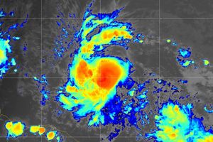 Tormenta “Beryl” evoluciona a huracán categoría 1