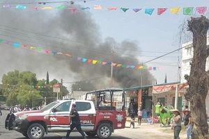 Dos muertos deja explosión de "polvorín" en  Santo Tomás Hueyotlipan
