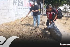 SMDIF Cuautlancingo se suma a las faenas comunitarias