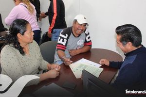Fomtlax entrega apoyos financieros para fortalecer el emprendimiento local
