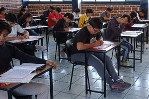 SEP Puebla: presentan examen más de 4 mil egresados de bachillerato en escuelas normales