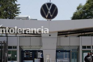 Conjuran huelga en Volkswagen; técnicos aceptan convenio salarial del 11%