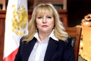 Comando “levanta” a Yolanda Sánchez Figueroa, alcaldesa de Cotija, Michoacán