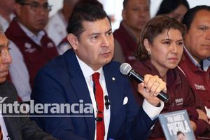 Puebla
debe aportar 2 millones de votos para Sheinbaum: Alejandro Armenta
