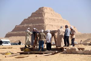 Egipto: encuentran momia de más de 4 mil años de antigüedad en Saqqara